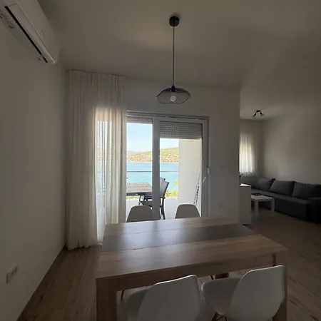 Seaesta Holidays Andrea