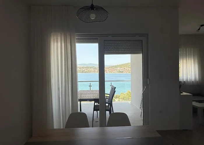 公寓 Seaesta Holidays Andrea